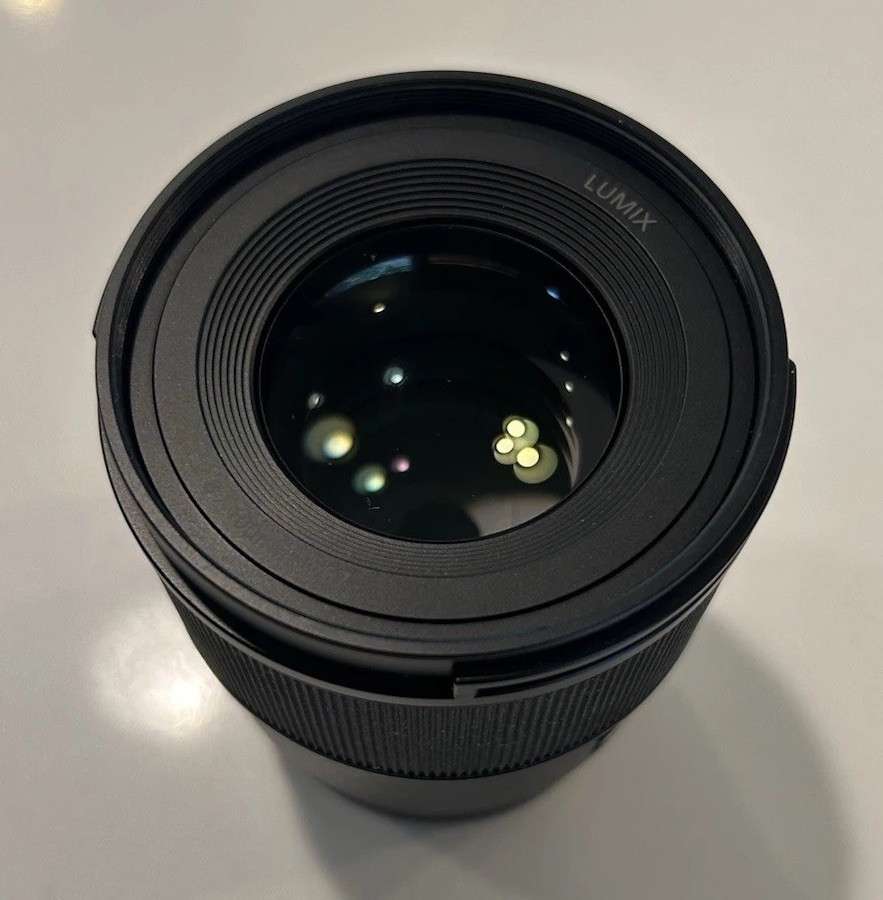 Panasonic LUMIX S 100mm f/2.8 MACRO L-Mount Lens + Box/Soft Case/Hood/Both Caps