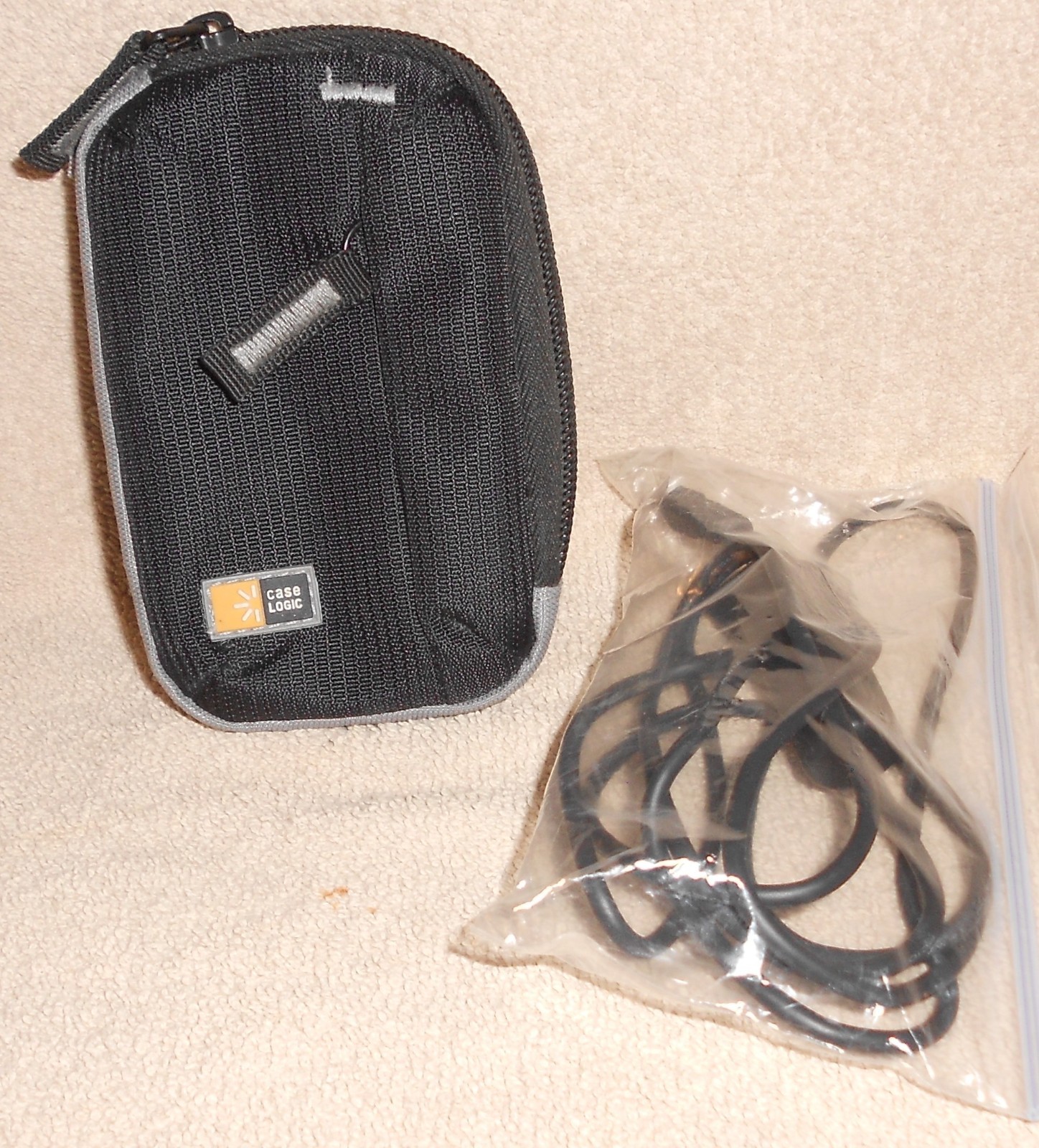 Nikon Coolpix S4100 14MP Digital Camera Plum, Working, 2 Batt, Chargers, SD Card