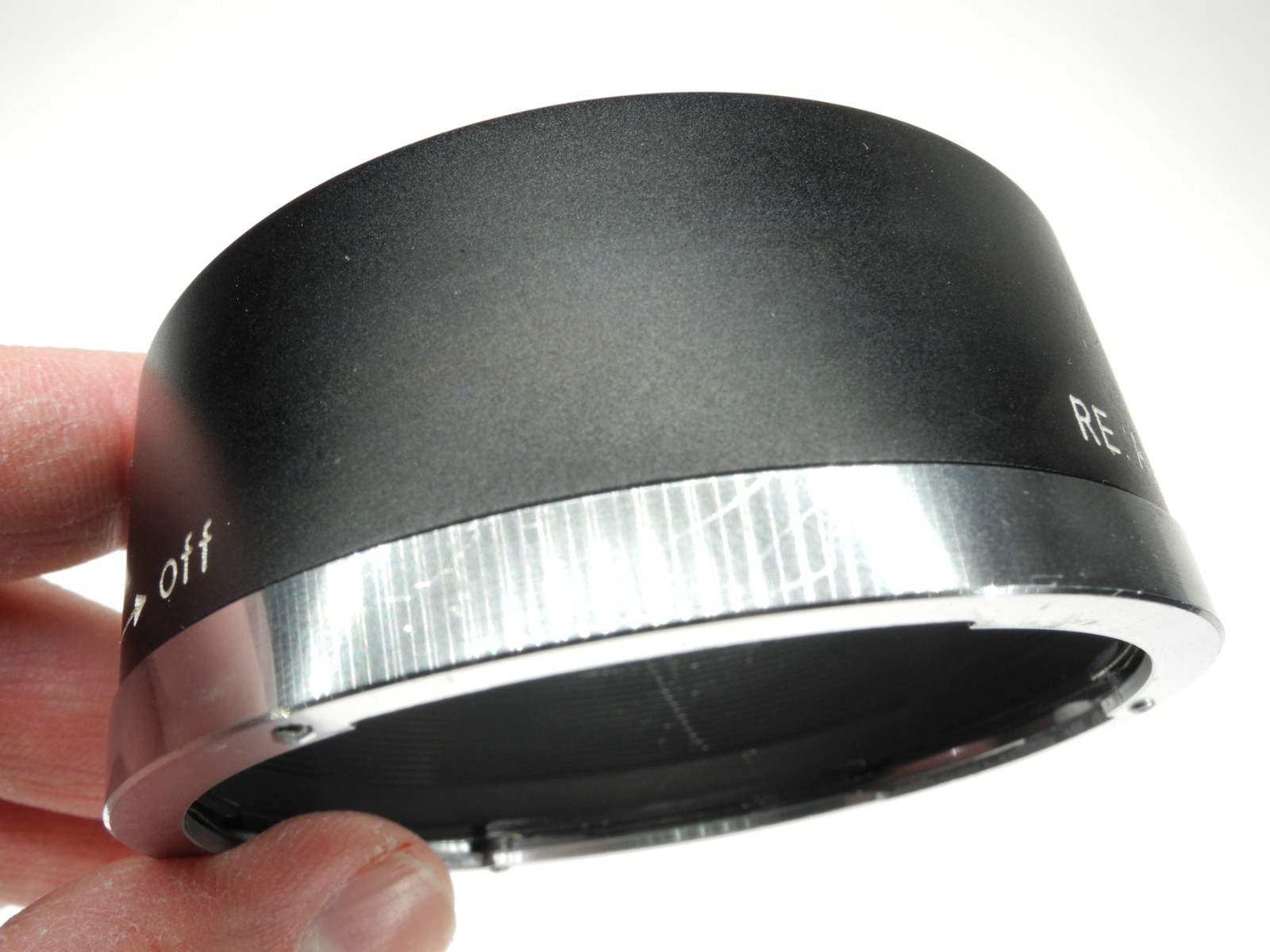 Topcon Twist On Camera Lens Hood For RE. Auto Topcor 5.8cm 58mm f/1.4 (62mm)