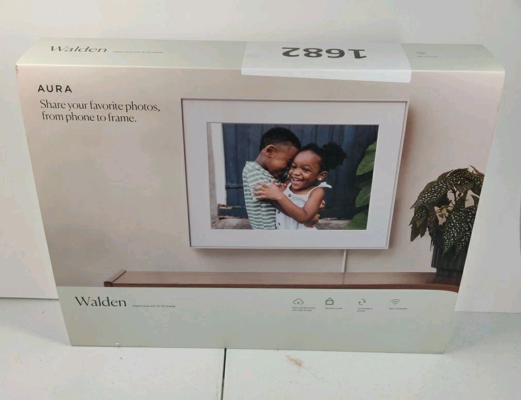 Aura Walden HD 15 WiFi Frame Clay With Paper Mat *New, Sealed