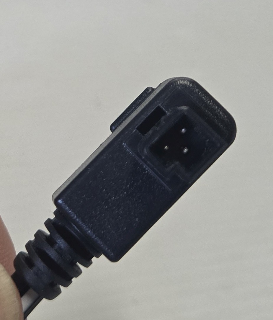 Sony DK-415 DC Coupler Cable With Dummy Battery Eliminator