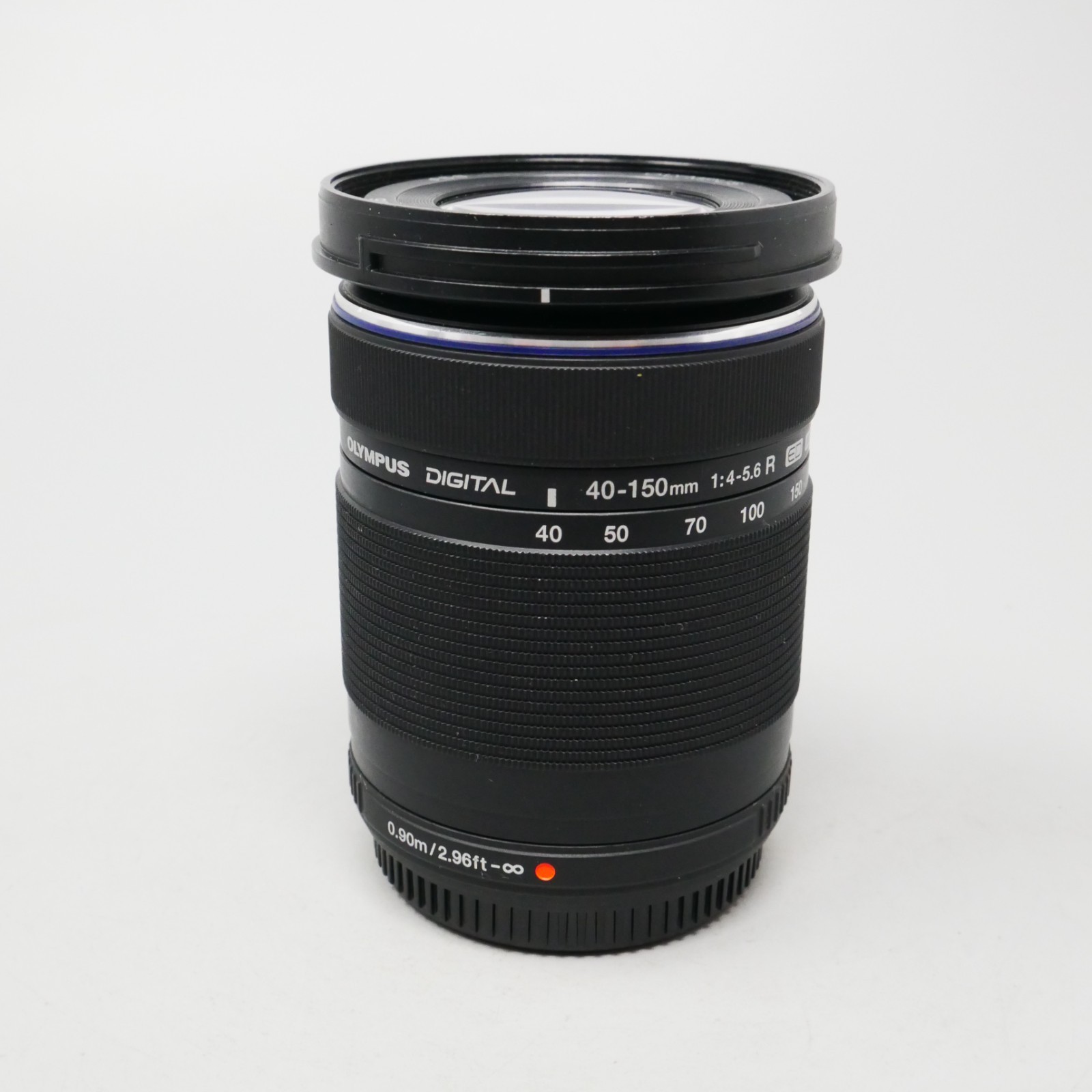Olympus M.Zuiko Digital 40-150mm F4.0-5.6 R ED Black Micro Lens – Scratches