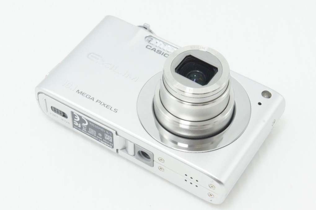 CASIO EXILIM EX-Z100 10.1MP Compact Digital Camera Silver w/ Box #260706ai