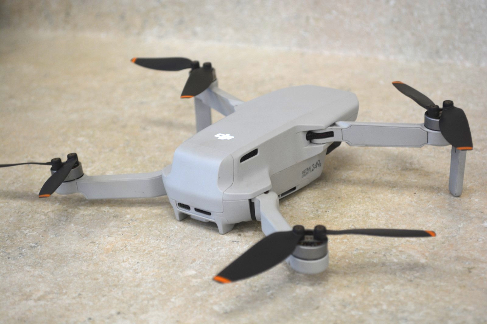DJI Mini 2 Fly More Combo Camera Drone Kit *Pre-owned* FREE SHIPPING