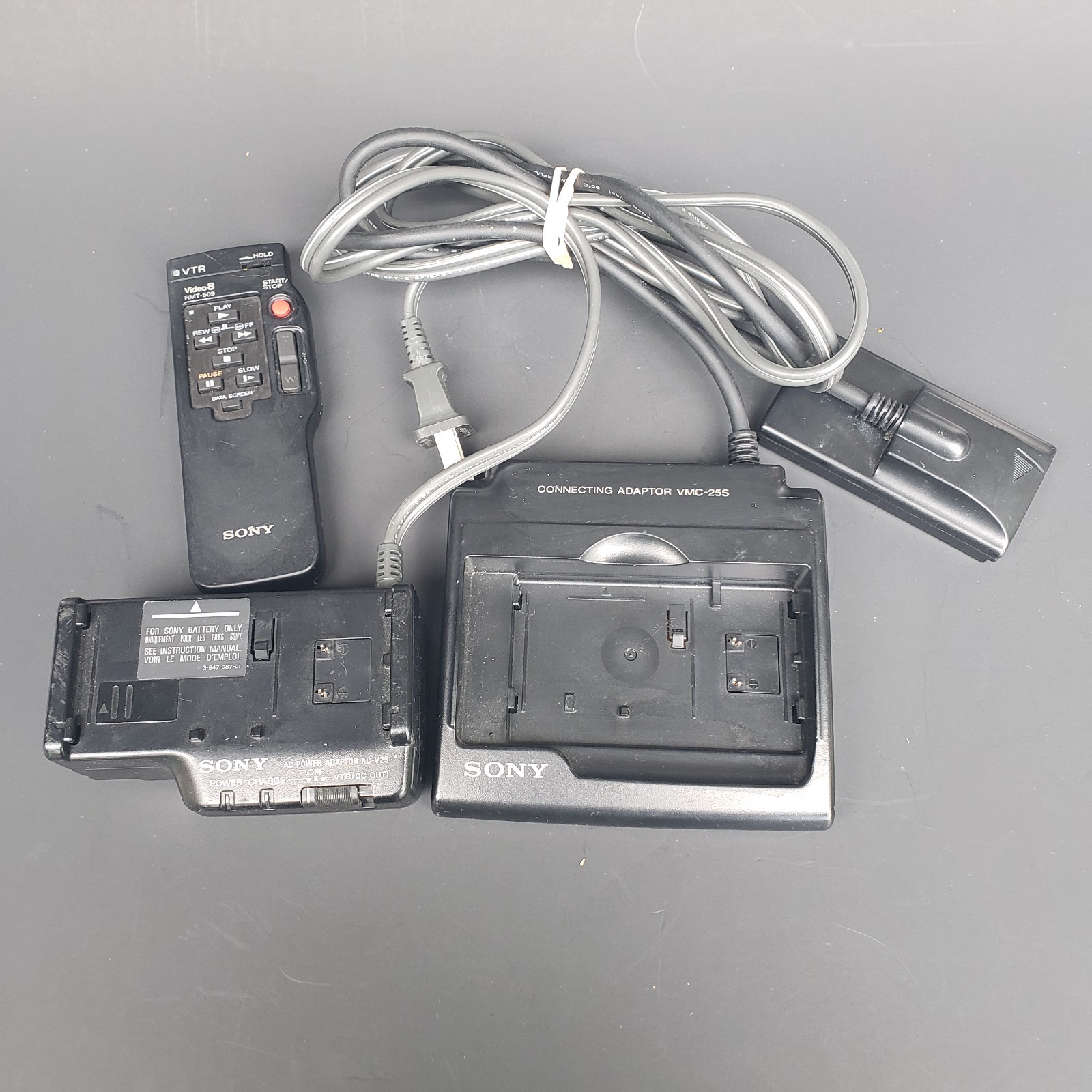 Sony AC-V60A 8mm Camcorder Power & Connector Adapters w/ Remote RMT-509 RFU-90UC
