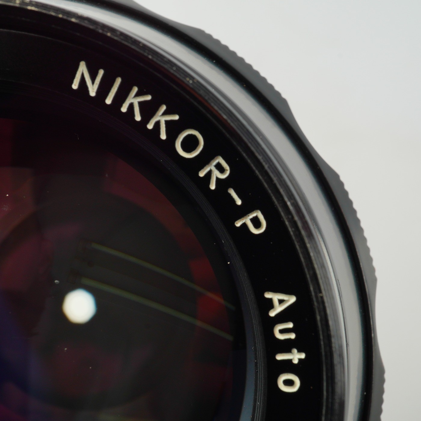 VERY GOOD 【Serviced】 Nikon Non Ai NIKKOR-P Auto 105mm F/2.5 Prime Lens
