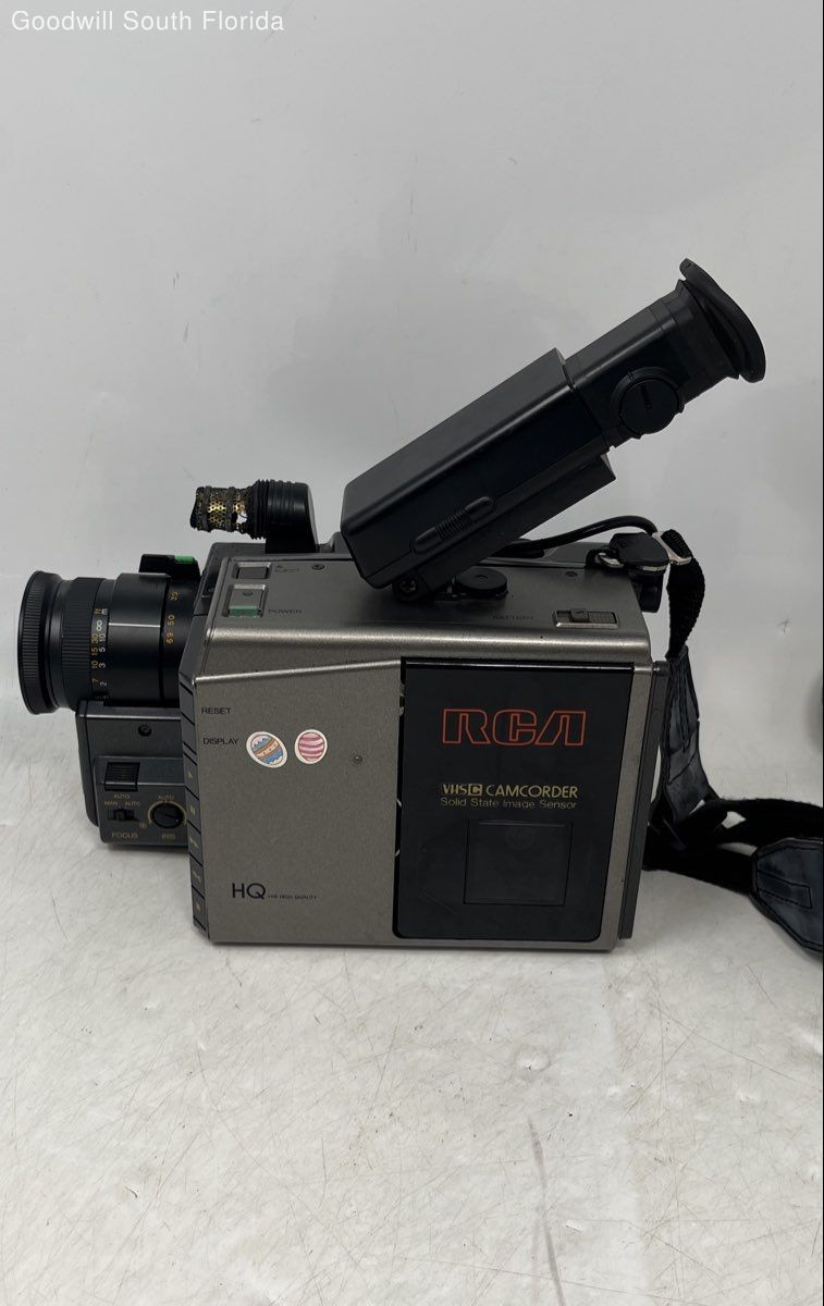 RCA VHS-C Solid State Image Sensor Video Zoom Lens Camcorder