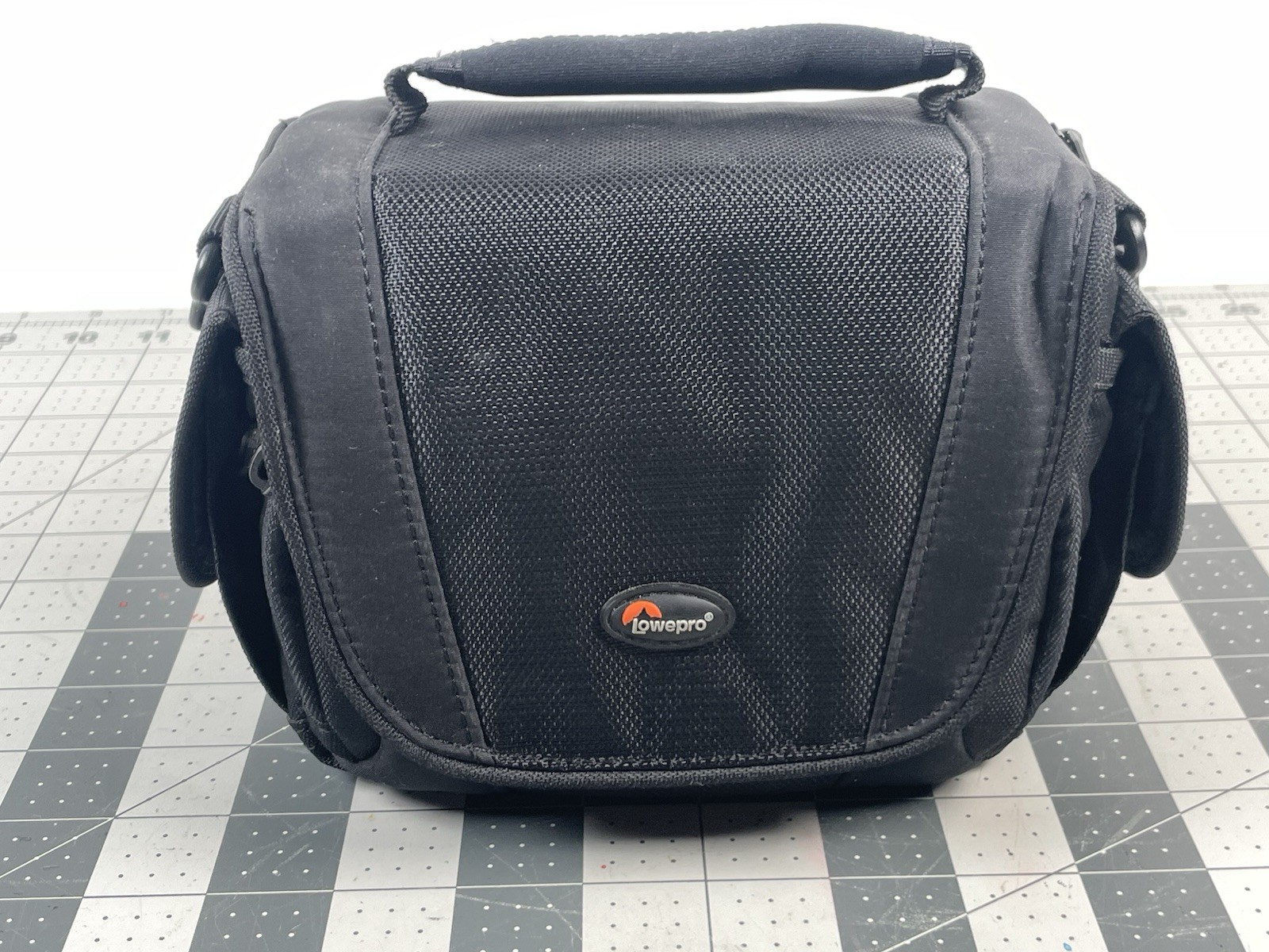 Nikon Coolpix P510 TESTED WORKS With LowePro Bag, Sandisk 64gb, 2x Batteries