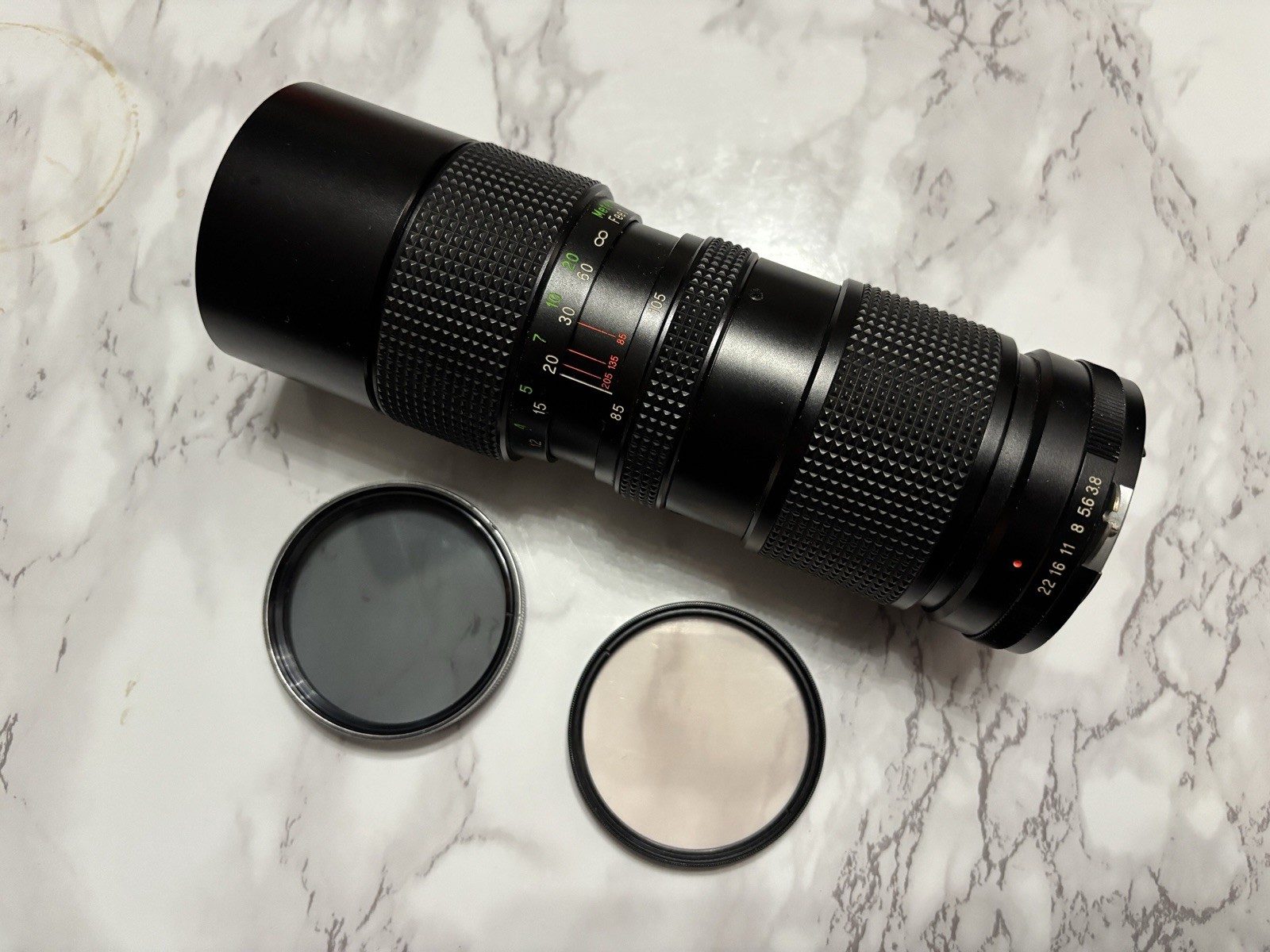 Vivitar 85–205mm f/3.8 Auto Zoom Macro Lens – 58mm – Made in Japan