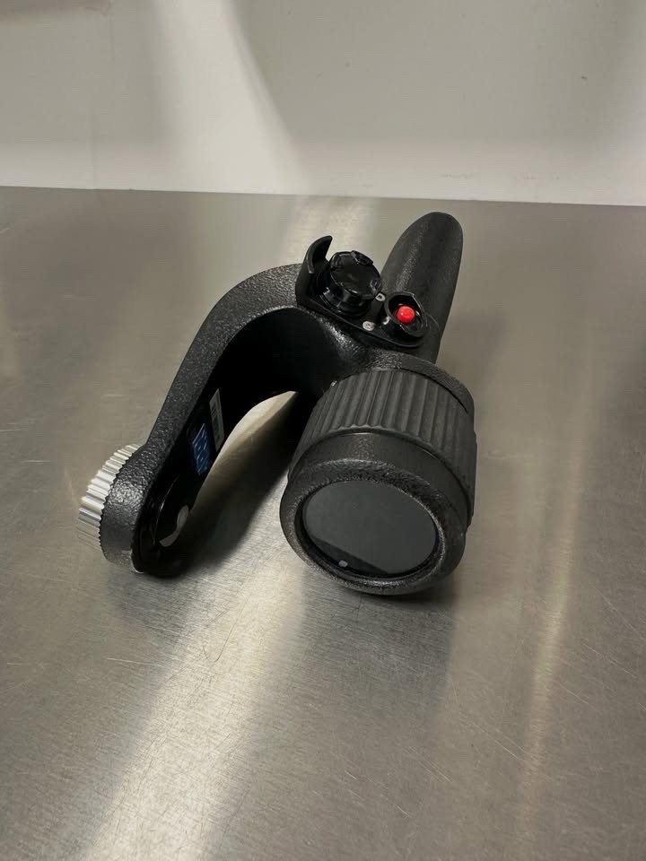 Arri Master Grip – R-handed Zoom