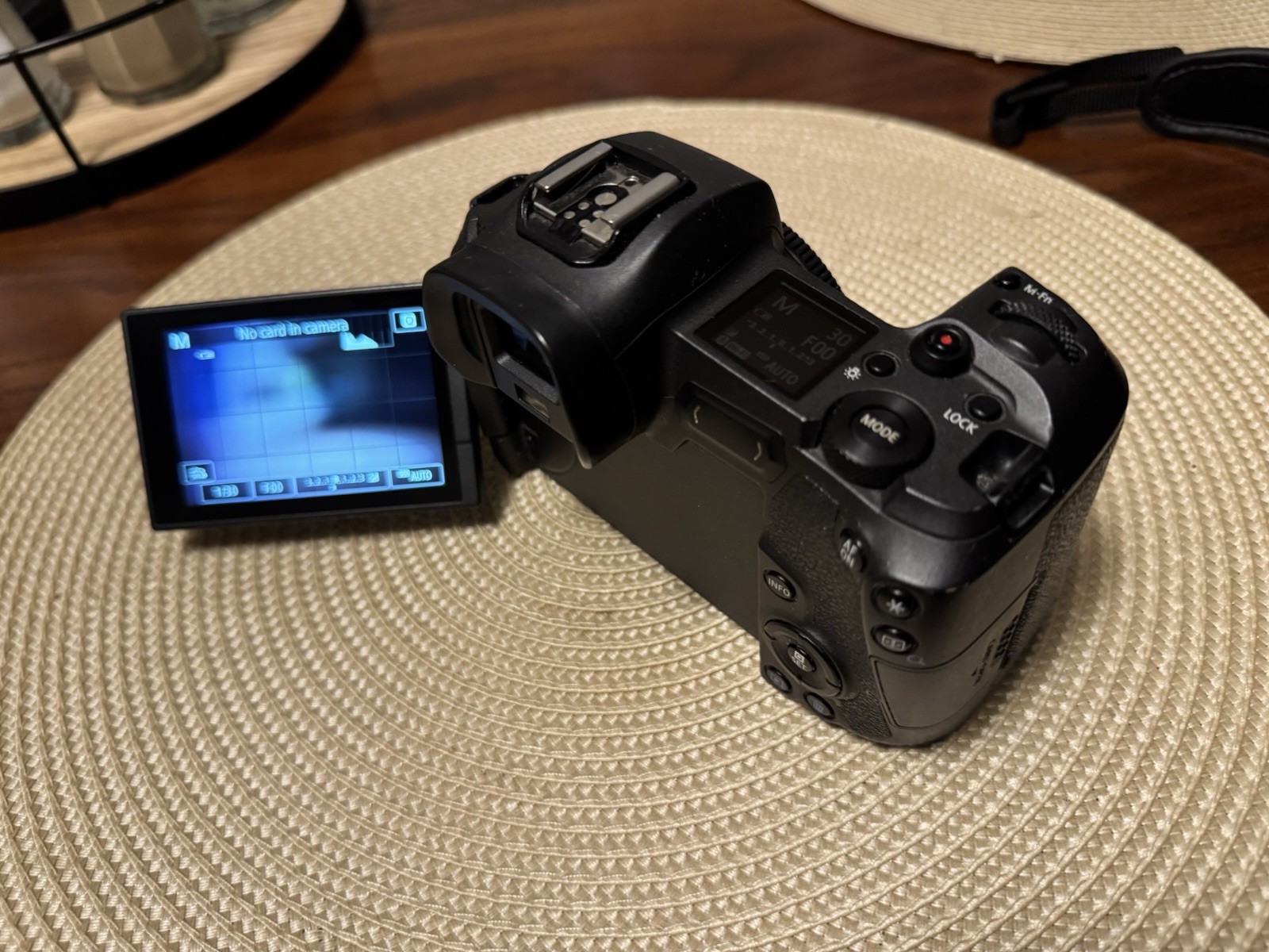 Canon EOS R 30.3MP Mirrorless Camera Body w/ charger!