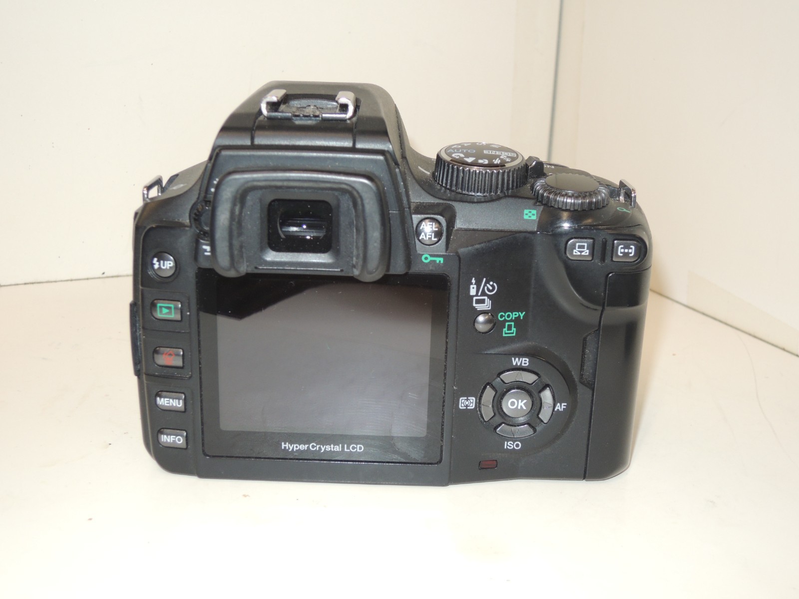 Olympus EVOLT E-500 8.0MP Digital SLR Camera – Black (Kit w/ 14-45mm Lens)