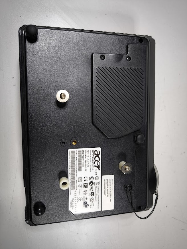 Acer X1161P DLP Projector (DSV0008) – Not Tested, For Parts