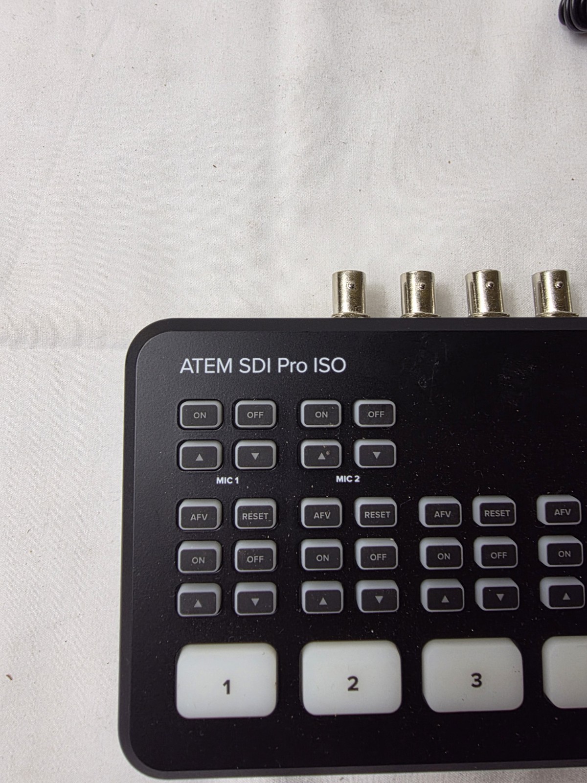 Blackmagic Design ATEM SDI Pro ISO (BMD-SWATEMMXEPBPRISO)