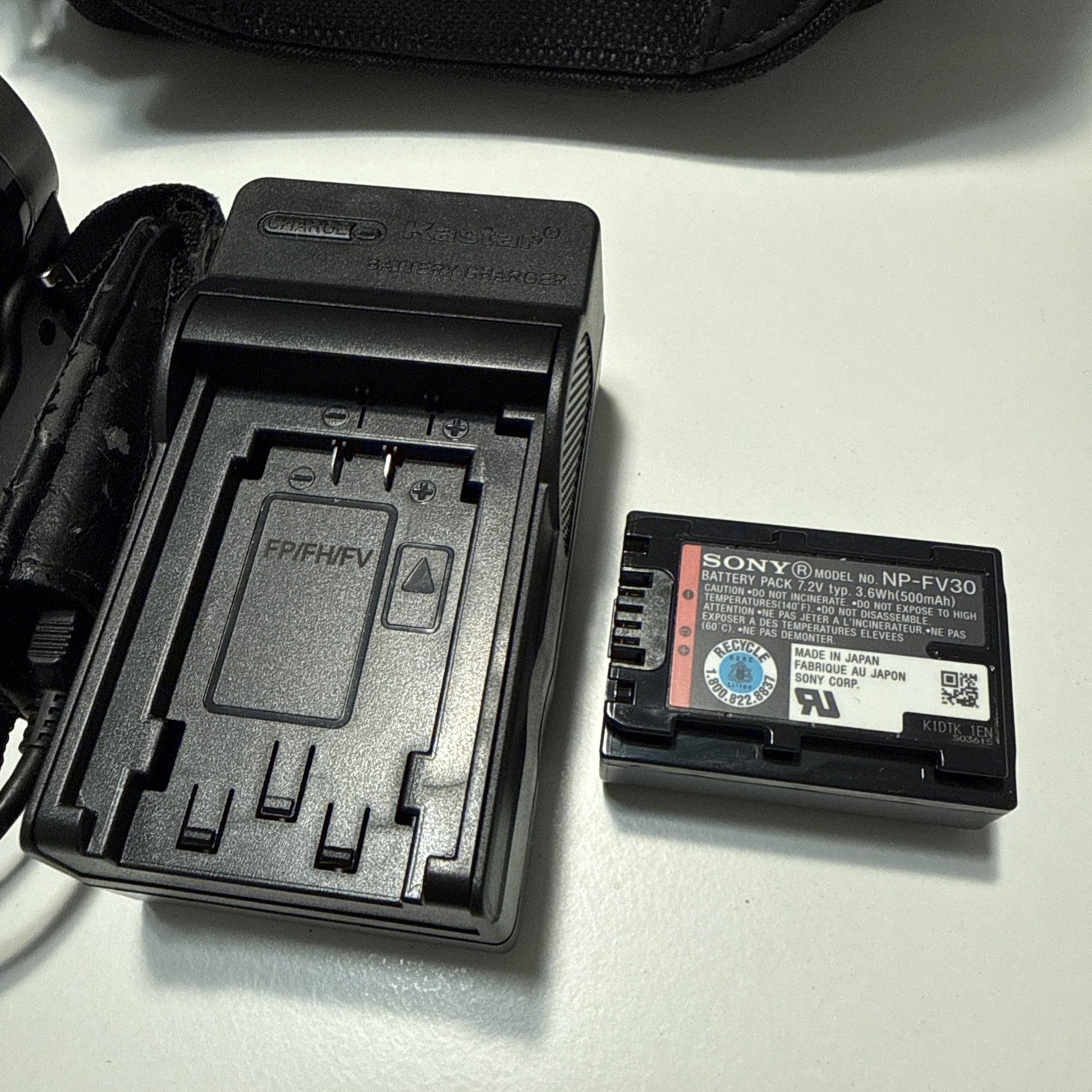 [As-is] Sony Handycam DCR-SX85 Black Video Digital Camcorder 70x Zoom TESTED