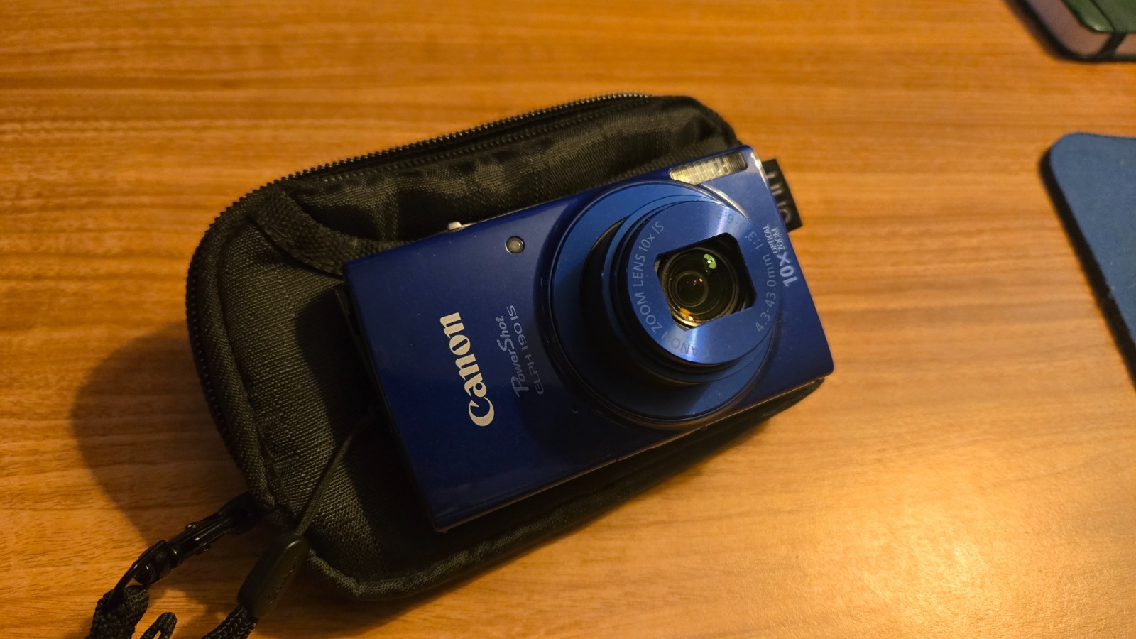 Canon PowerShot ELPH 190 IS Blue 20MP 10x Zoom Y2K Digicam Wi-Fi Bundle TESTED