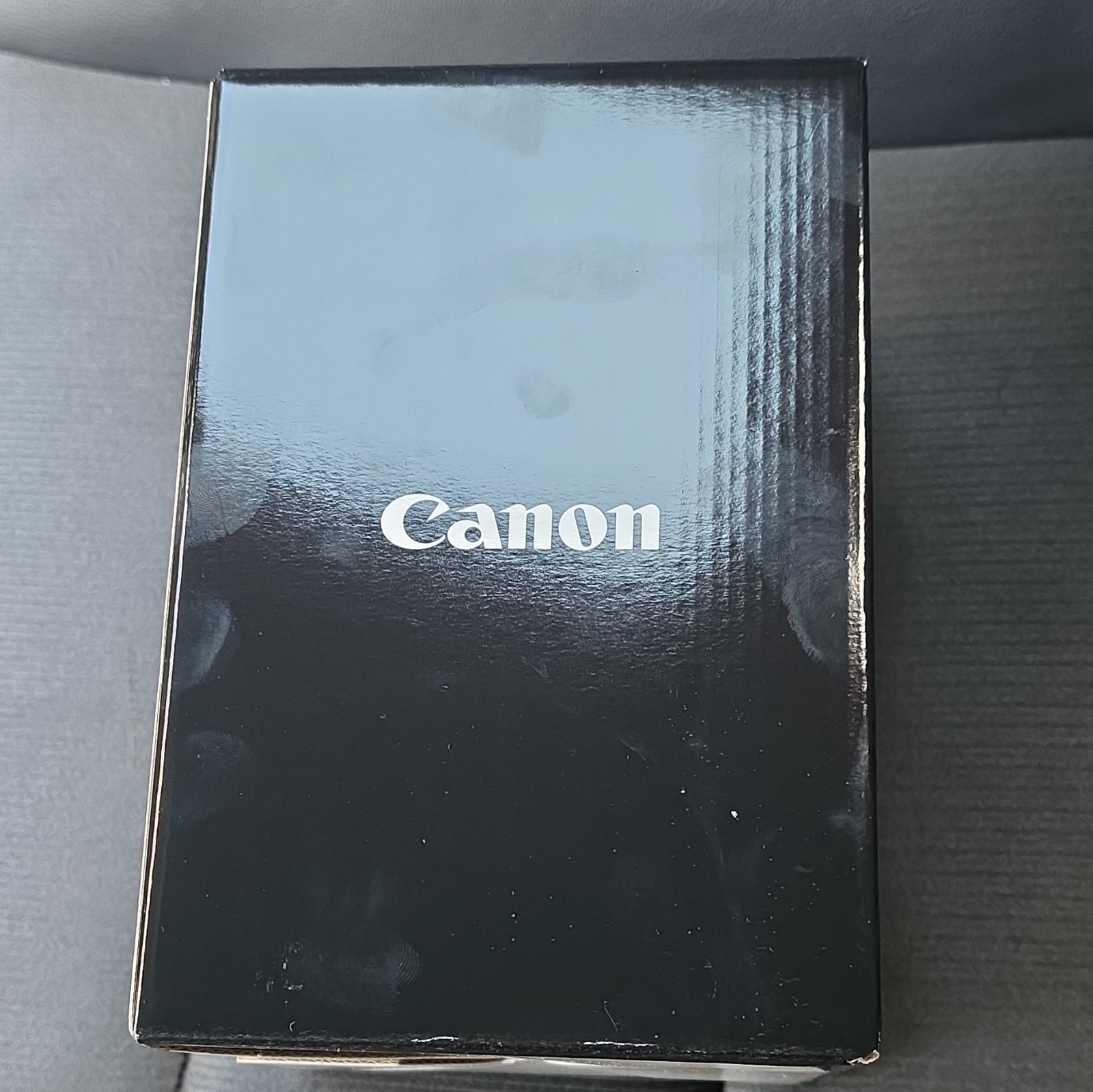 Canon RF 28-70mm f/2.8 IS STM Zoom Lens for Canon RF Mount (6535C002)
