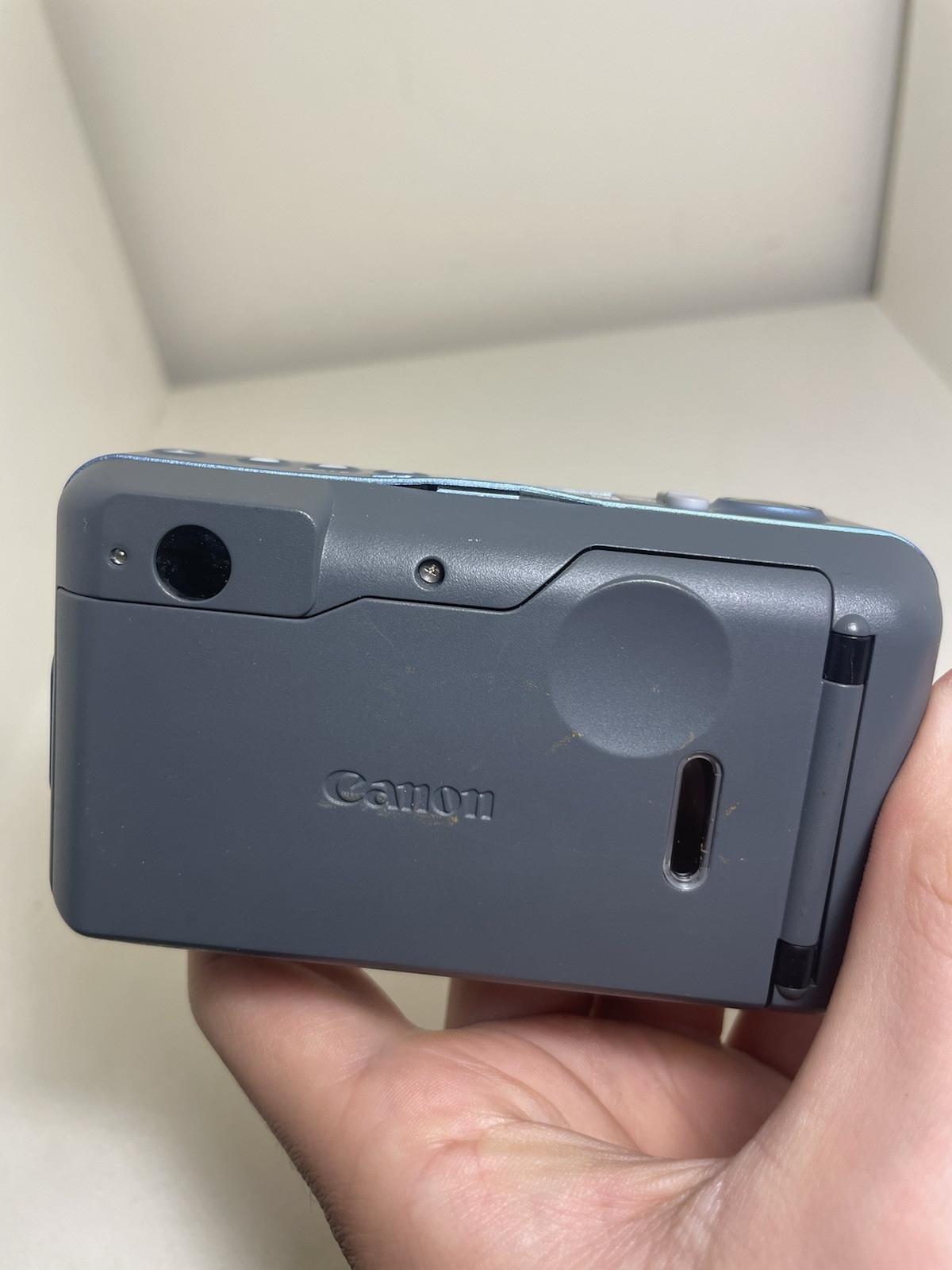 Canon 115u II Date Camera