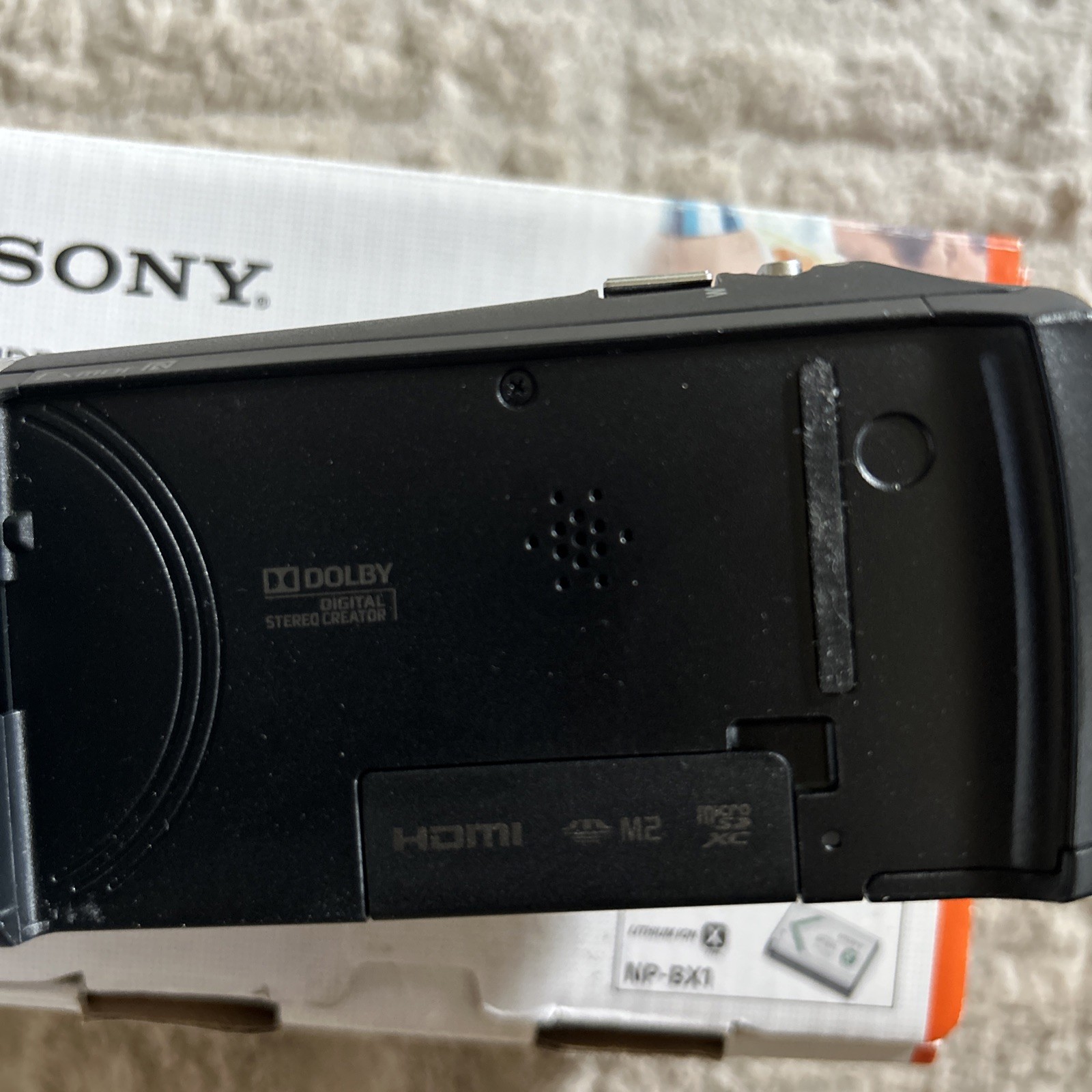 Sony CX240 Handycam Video Camera 54x Zoom 9.2MP 1080p Full HD