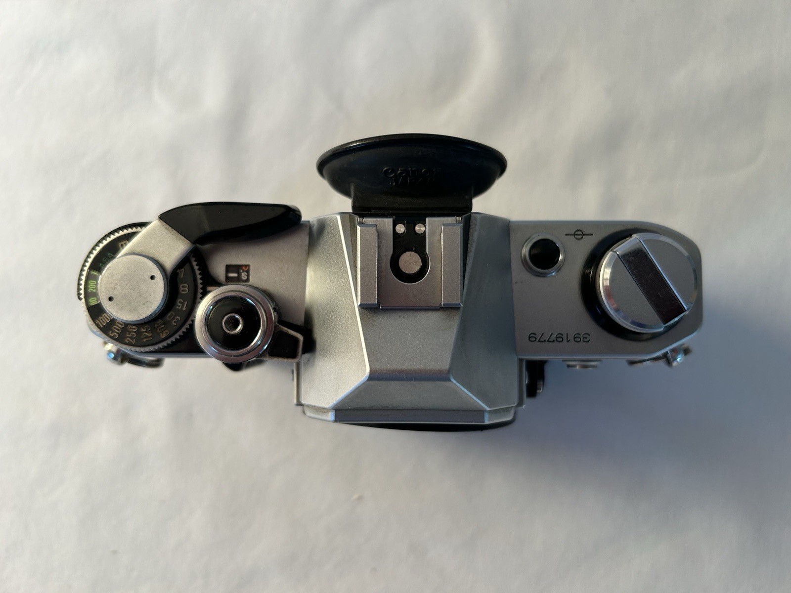 Canon AE-1 SLR Film Camera WORKS
