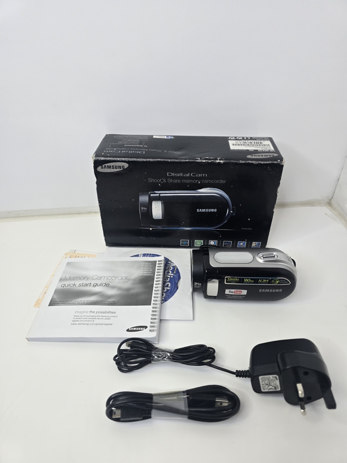 Samsung VP-MX20 Handheld High Definition Camcorder Boxed + 32gb Sd Card