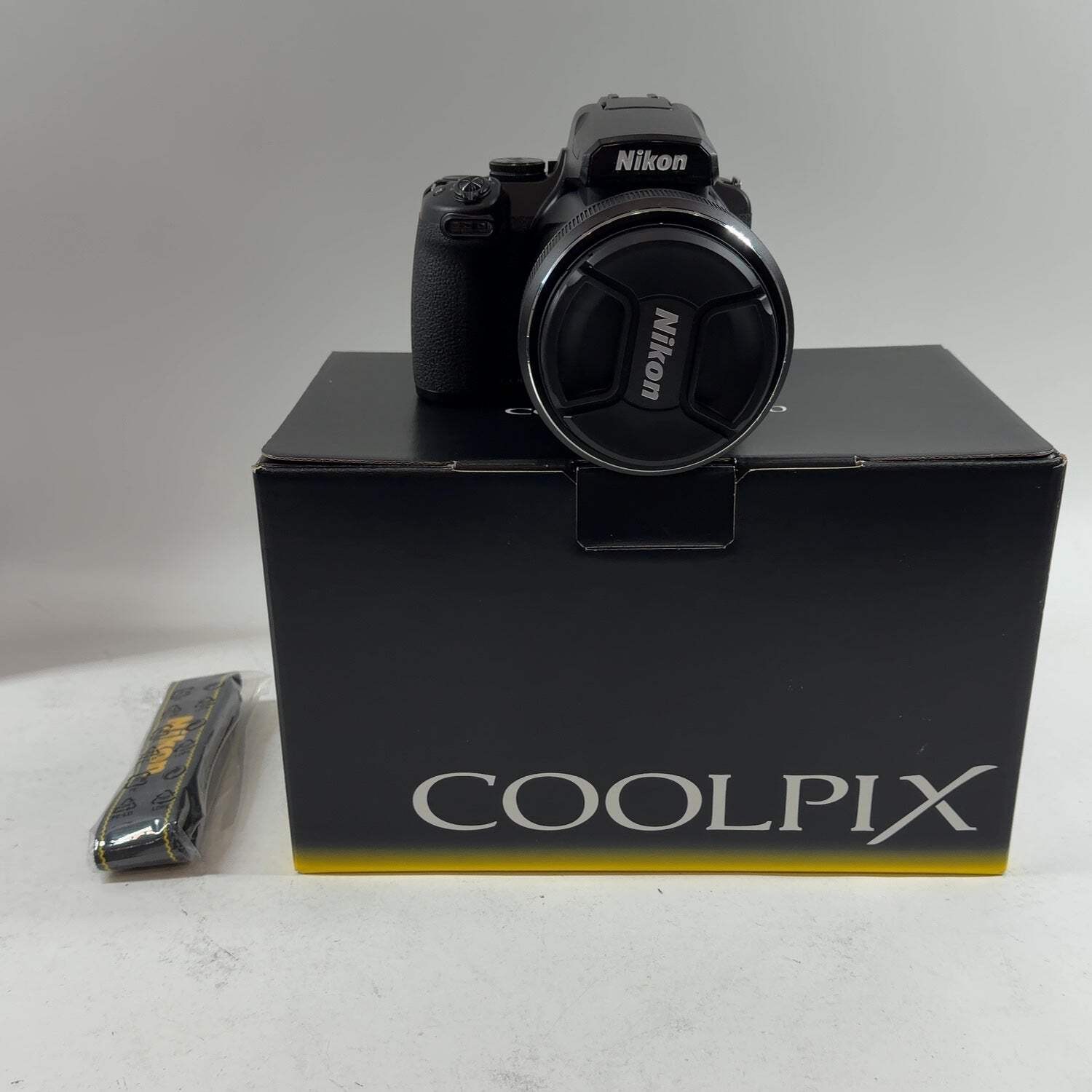 Nikon COOLPIX P1100 16.0MP Bridge Camera