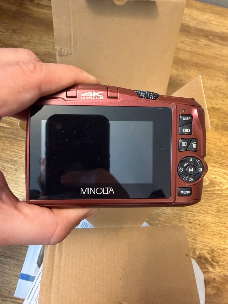 Minolta MND55 4K Ultra HD 64MP Digital Camera Wi-Fi Open Box Red