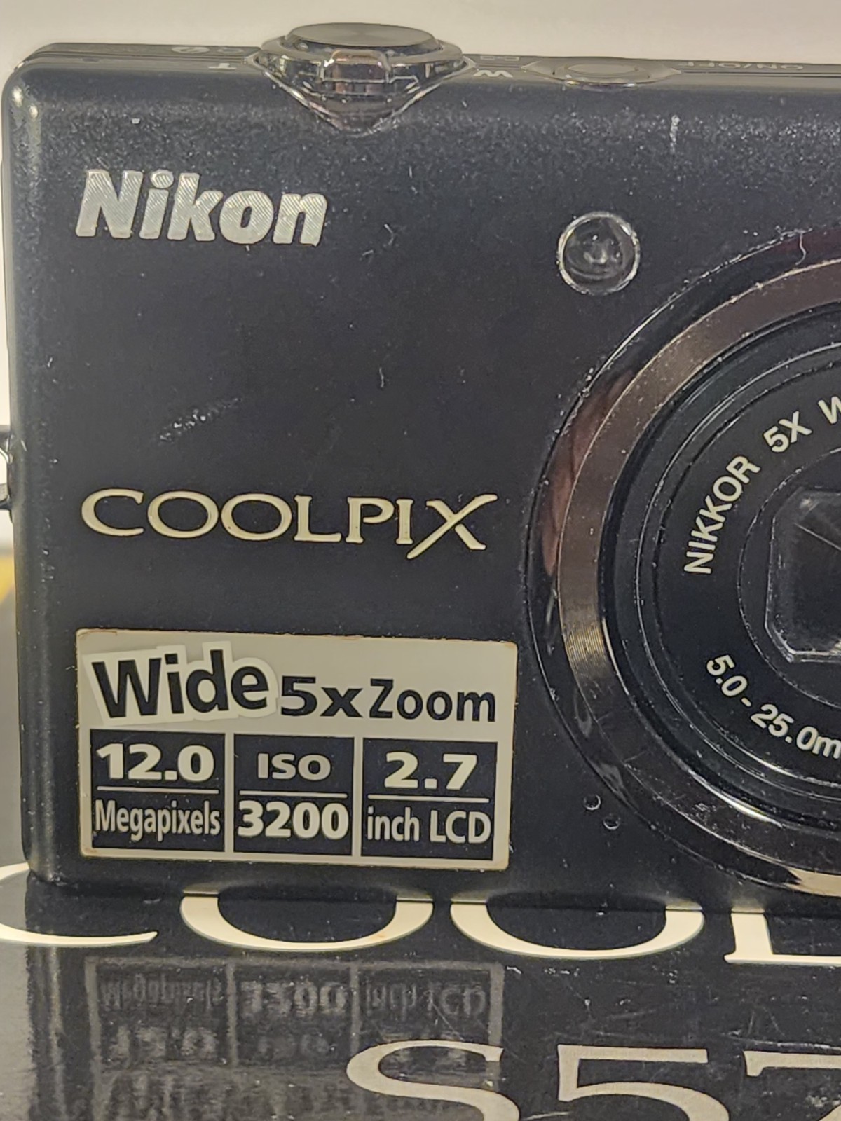 Nikon COOLPIX S570 12.0MP Compact Digital Camera Selling As Is, For Parts/Repair