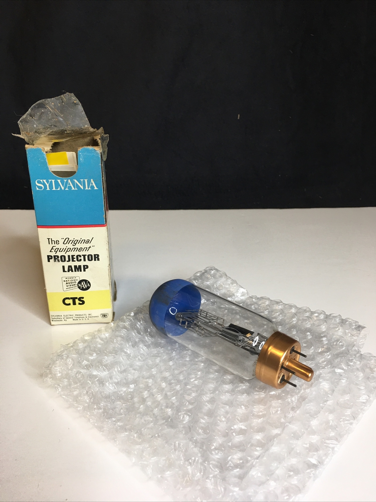 Vtg Sylvania CTS Projector Lamp Bulb Blue Top 1000 W 24 Hours Untested NOS BOX +