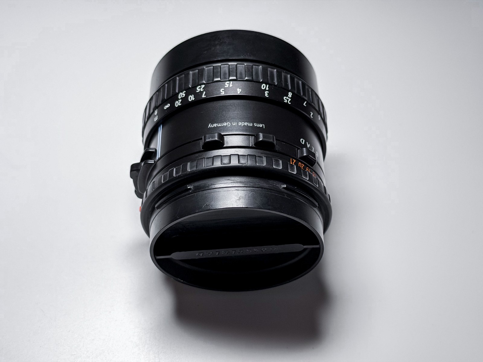 Hasselblad Planar T* 80mm f/2.8 CFe Latest Version – 1 Year Warranty, Excellent