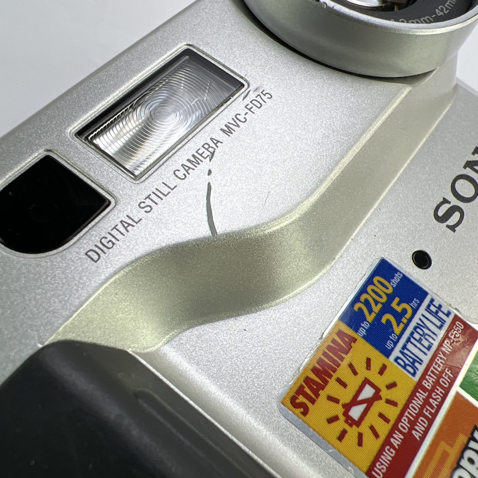 Sony Mavica MVC-FD75 Digital Camera with 3.5″ Floppy Vintage TESTED No Battery