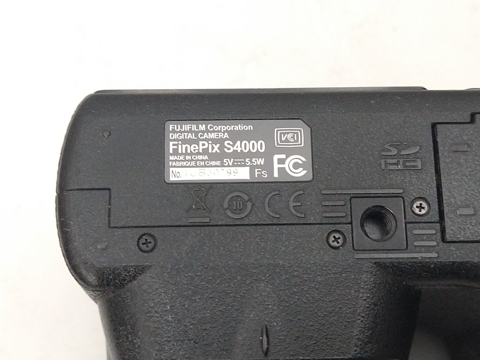 Fujifilm FinePix S Series S4000 14MP Digital Camera w/4GB SD Card | TESTED