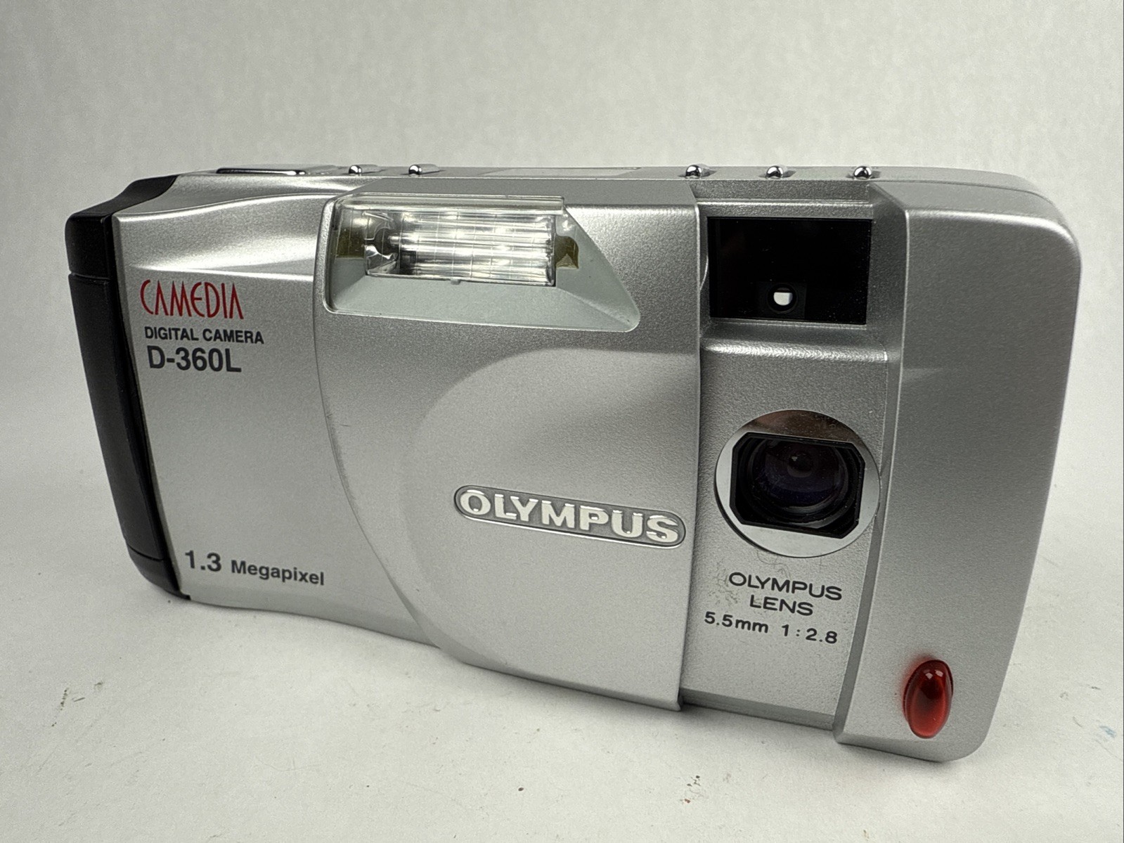 Olympus D-360L 1.3 MP Camedia Digital Camera Works
