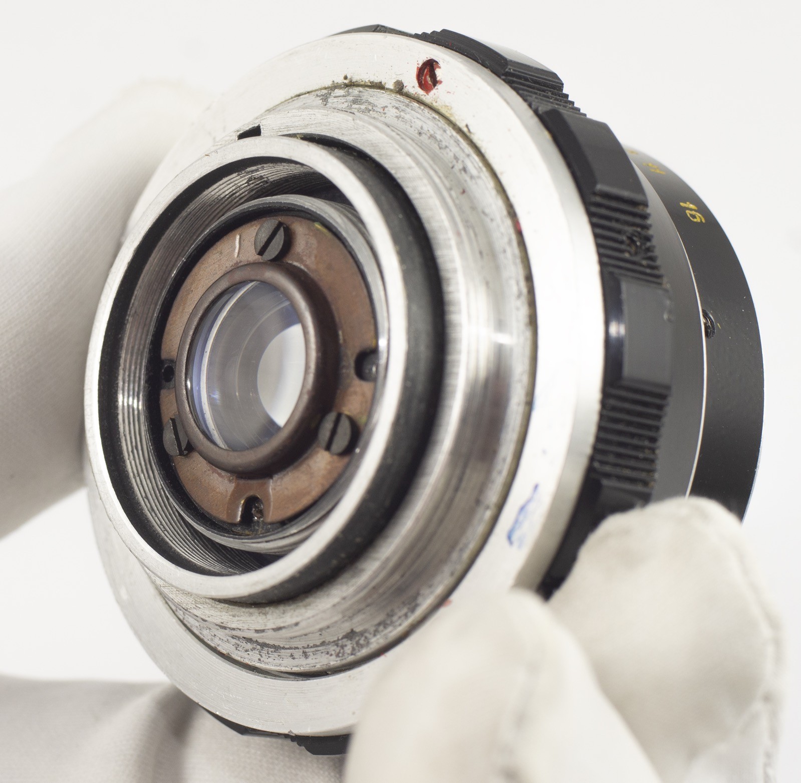 HELIOS 89 F/1.9 30mm LENS AKA Konica EYE HEXANON ADAPTED m39 – ANY MIRRORLESS