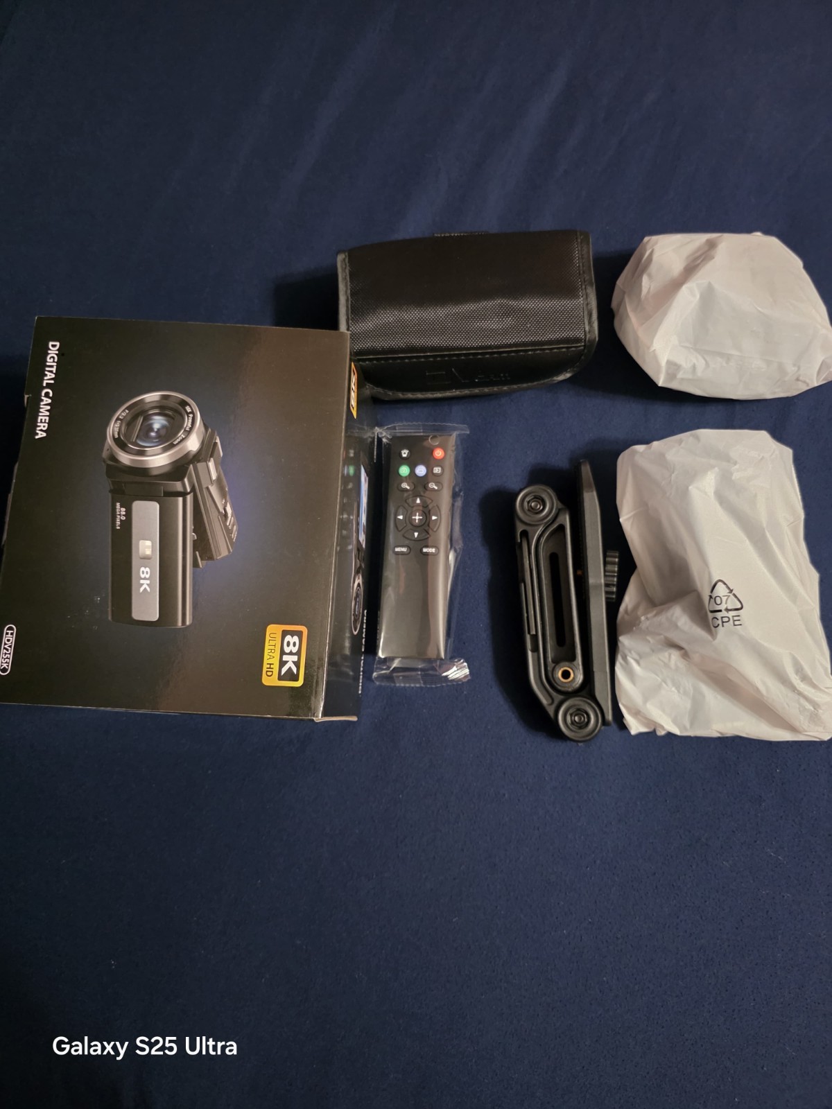 HDV-255K 8K UHD Handheld Camcorder Black Flip Screen Remote Mic Kit