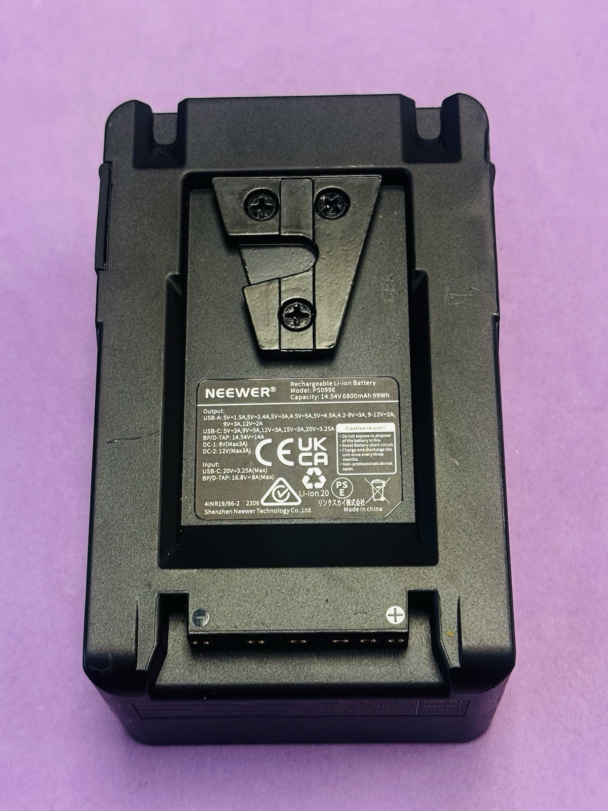 Neewer V Mount Battery PS099E – 14.54V 6800mAH 99Wh