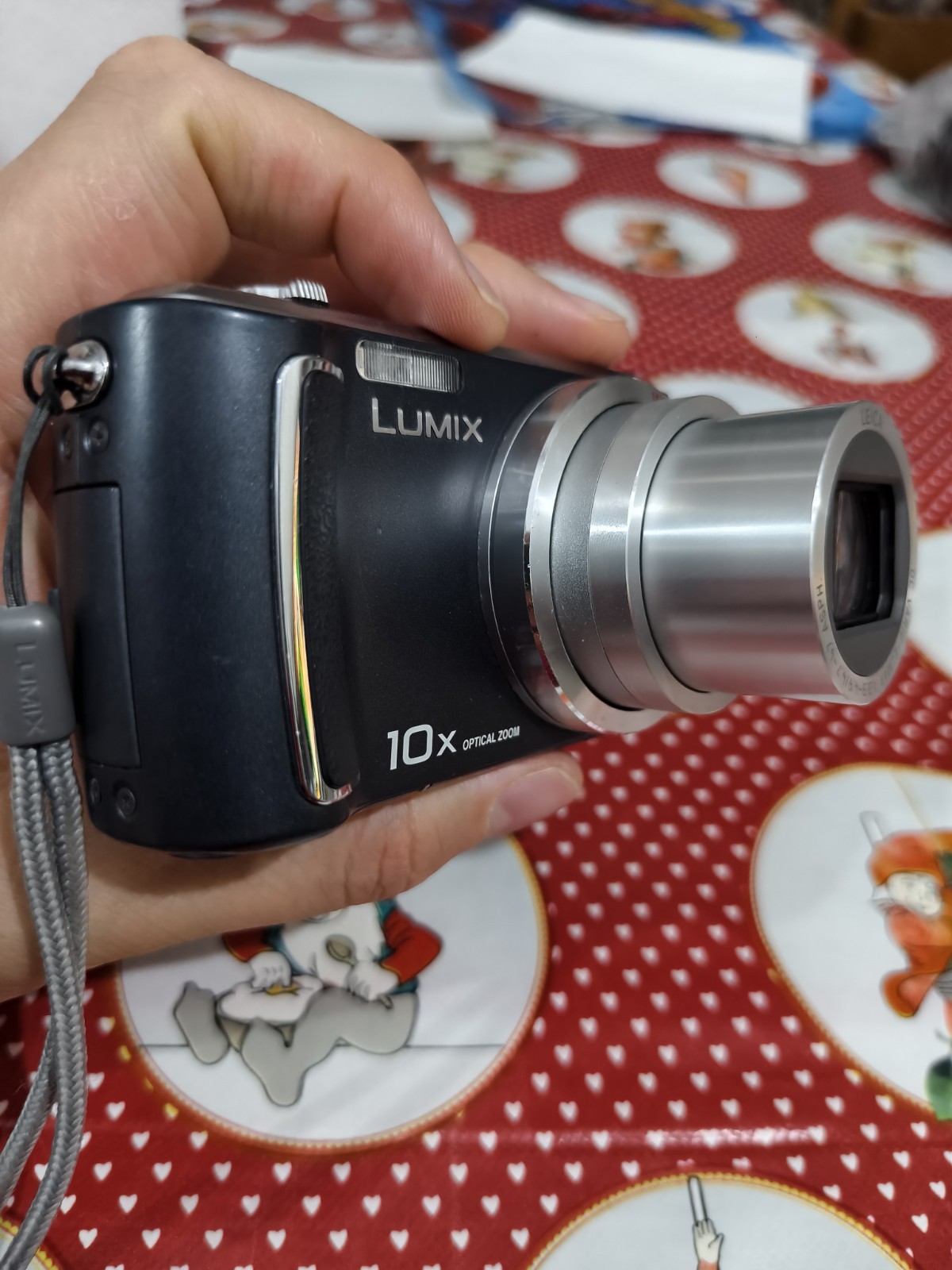 Panasonic Lumix DMC-TZ4 Camera
