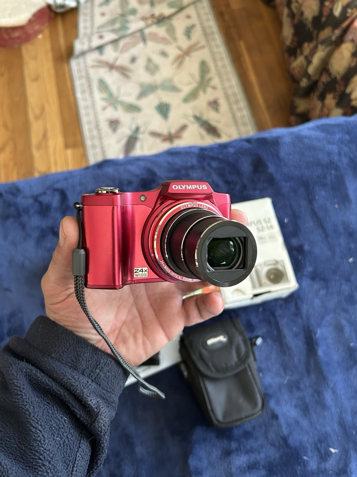Olympus SZ-14 14.0MP Compact Digital Camera 24x Optical Zoom Red MINT works