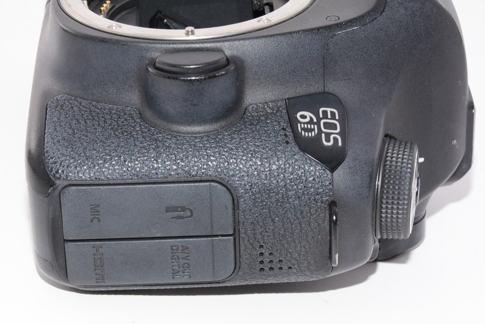 [Exc+5/53136shots]Canon EOS 6D 20.2MP Digital SLR Camera From JAPAN #u11413
