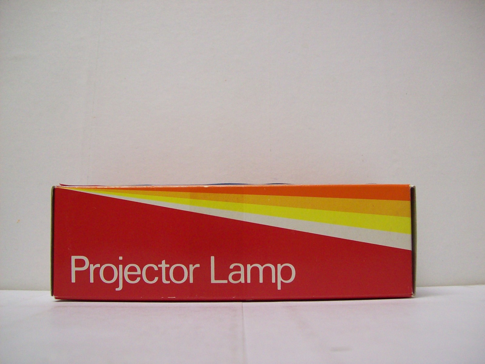 DAY / DAK Projector Projection Lamp Bulb 500W 120V SYLVANIA AVG. 30-HR