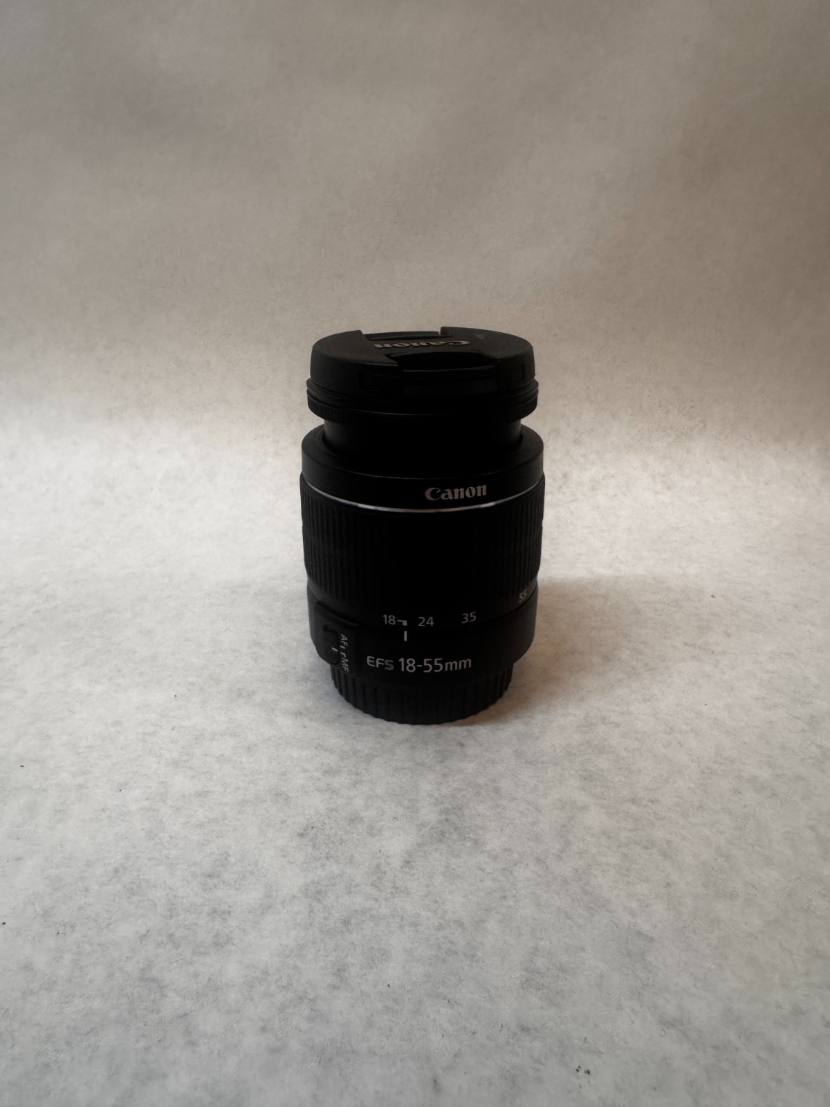 Canon EOS rebel t100 camera, EFS 18-55mm lens, Great condition, barely used