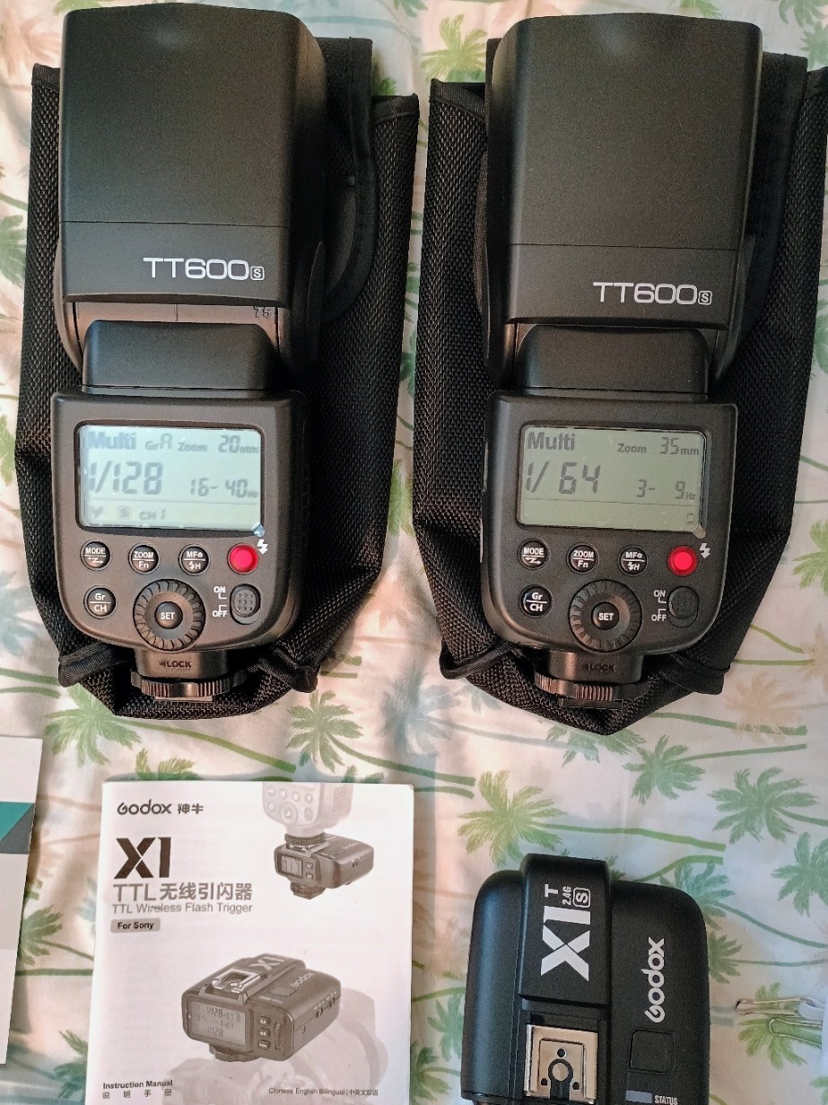 Godox/Neewer bundle package Sony and many others, Used