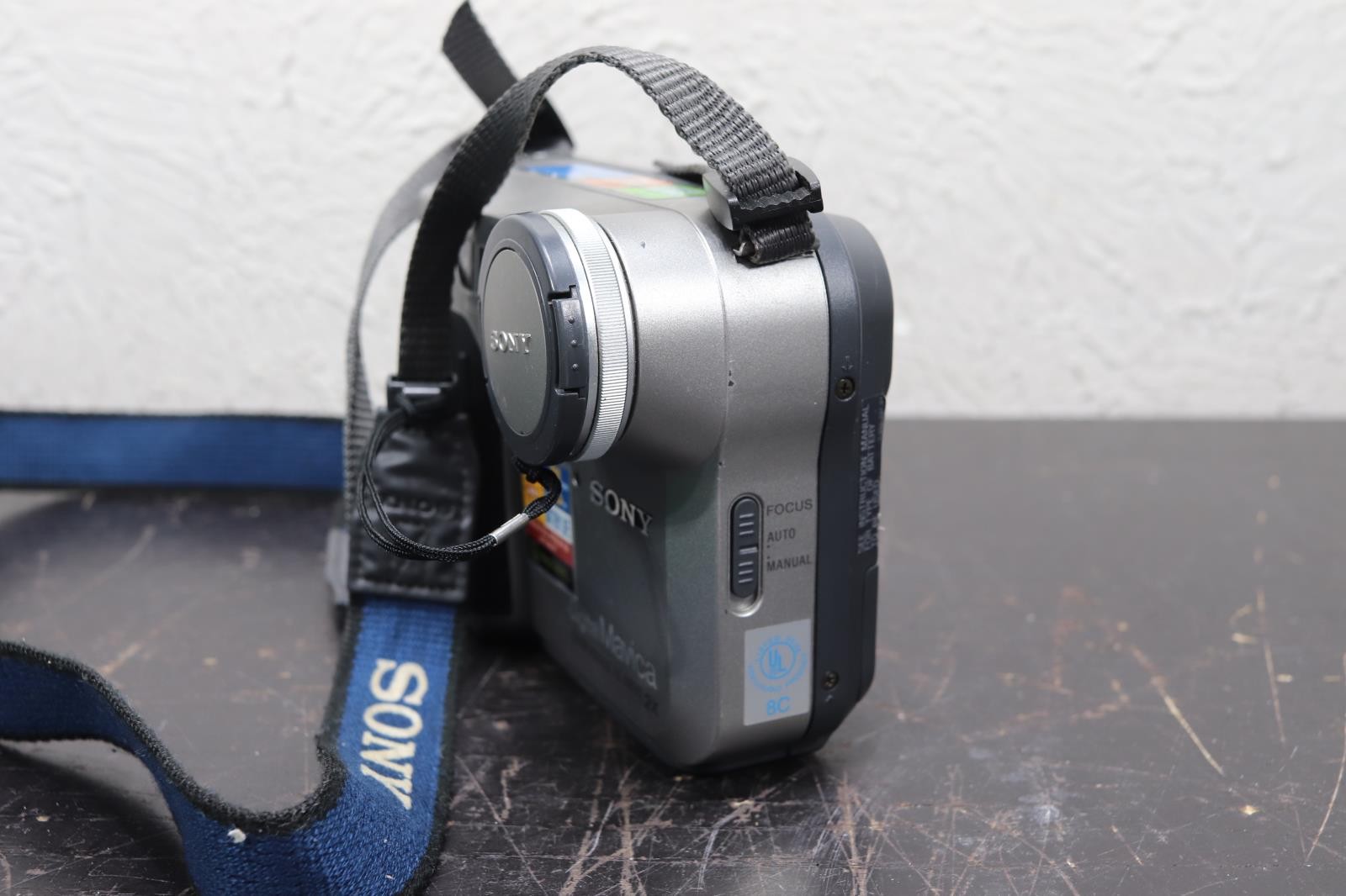 Sony Mavica MVC-FD71 0.4MP Digital Camera No Battery or Charger