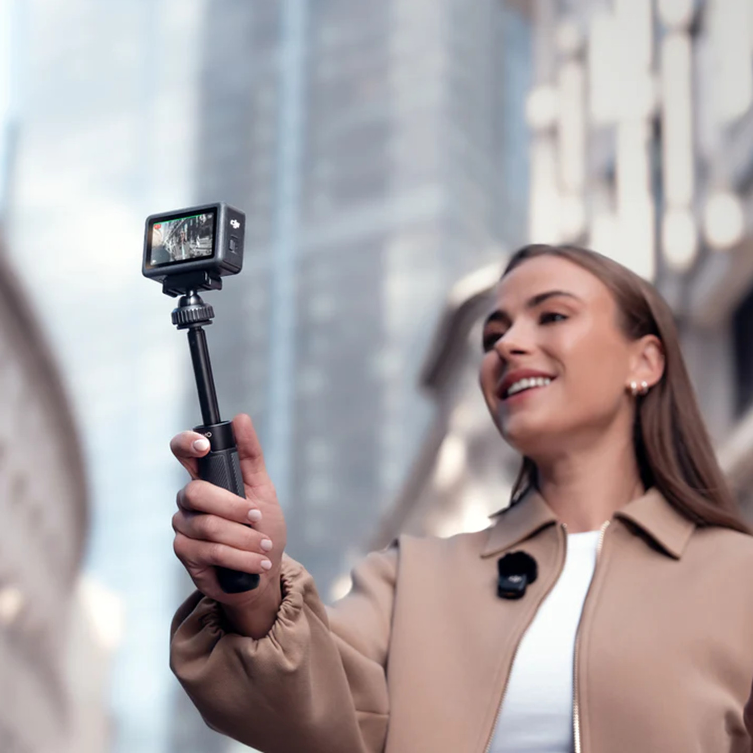 DJI Osmo Action 6 Adventure Combo, 4K120fps, 1/1.1″ Sensor, f/2-f/4, 4h Battery
