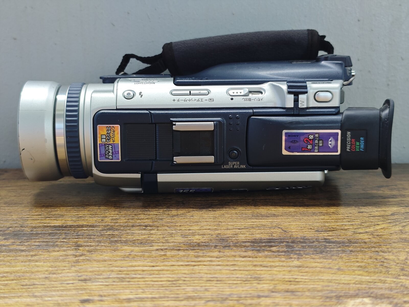 13434 Sony DCR-TRV30 MiniDV Camcorder Nightshot NTSC Tested w/ Charger Battery
