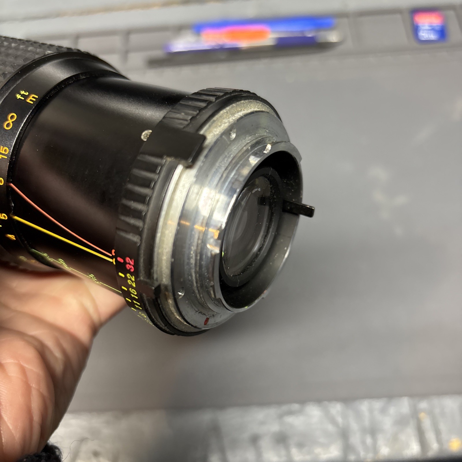 Osawa MC 70-220mm 1:4.5 Macro – No. 1810608 With Hoya UV Lens Cap 58mm