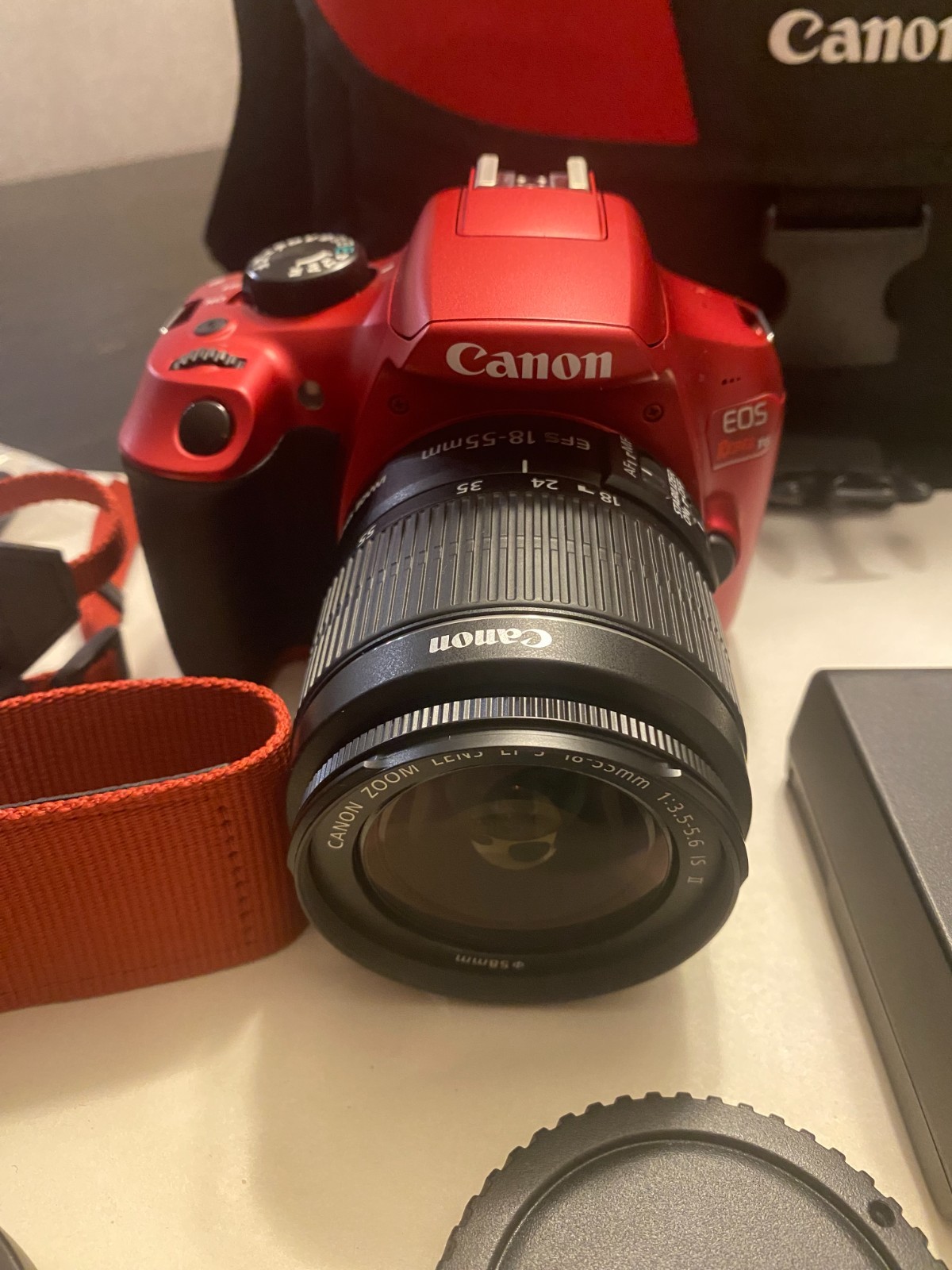 RED Canon EOS Rebel T6 Full Kit – Never Used, Excellent Condition + bag