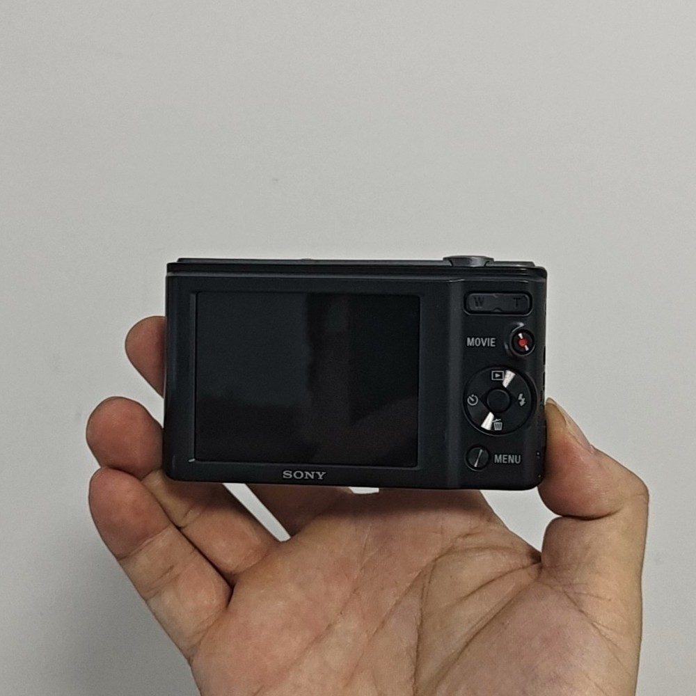 Sony Cyber-shot DSC-W800 20.1 MP 5x Optical Zoom Digital Camera Black Tested