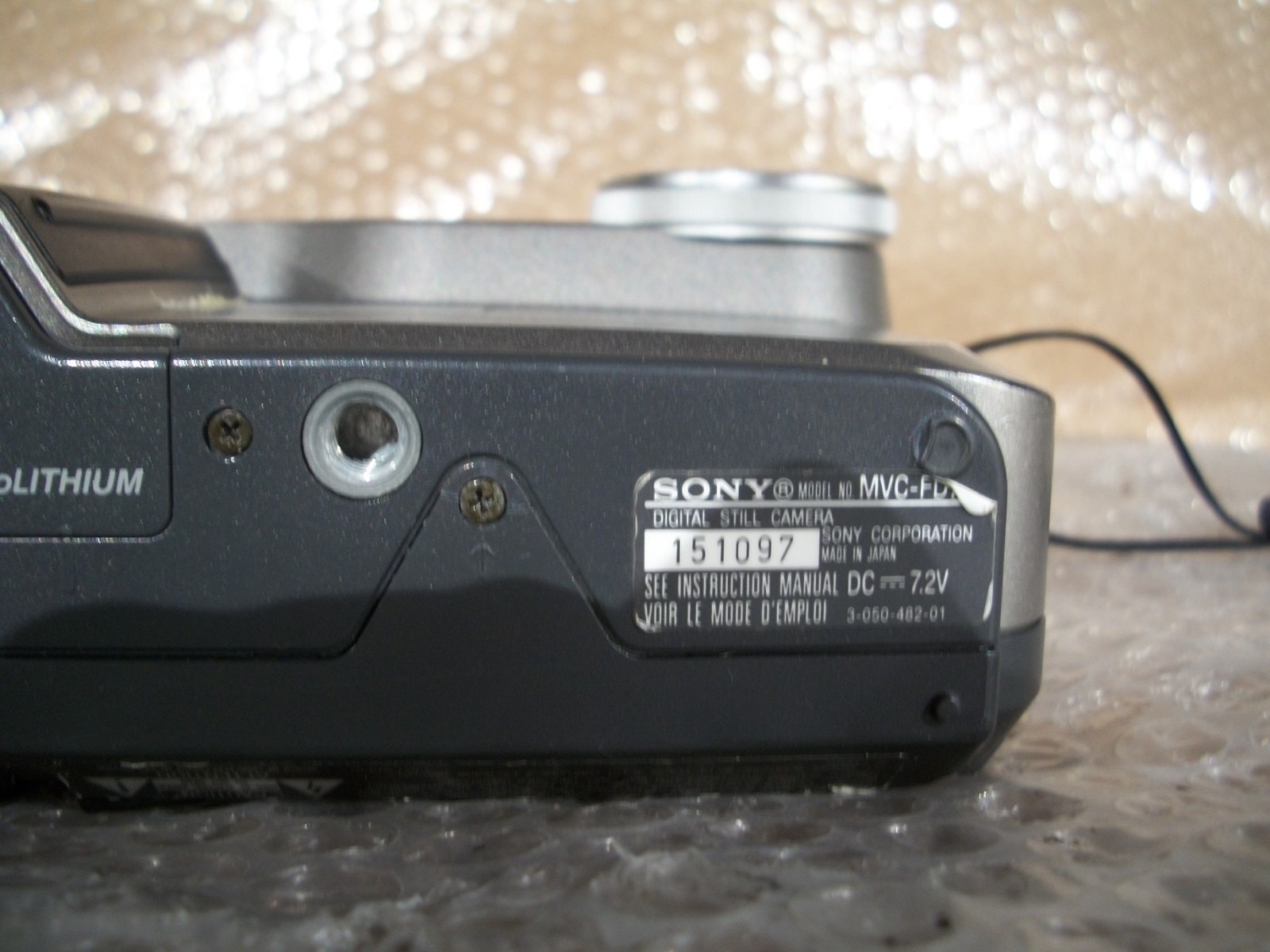 Sony MVC FD71 Digital Camera Mavica 10x Zoom with Bag