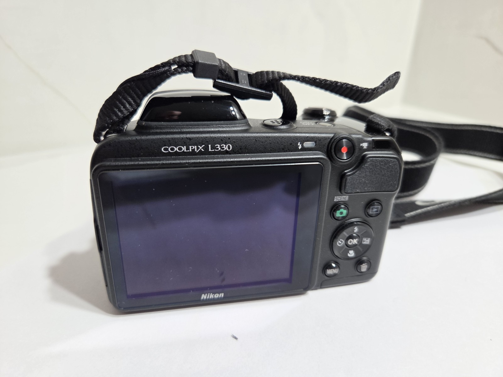 Nikon Coolpix L330 20.2MP Digital Bridge Camera 26x Optical Zoom – Tested